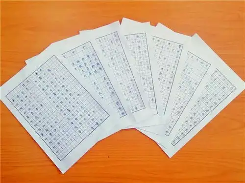 书写经典,传承文明经开一中开展规范汉字书写硬笔书法比赛