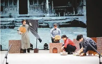 北京中学生展示经典戏剧