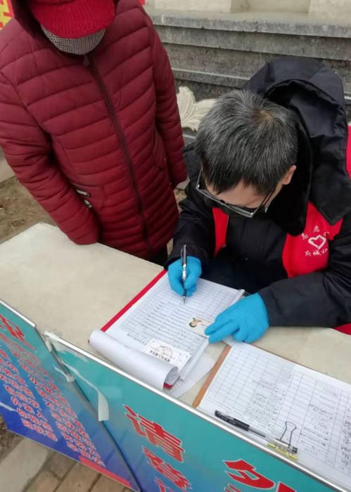 榜样雷锋彰显平凡中的光辉白塔街道志愿者战疫事迹